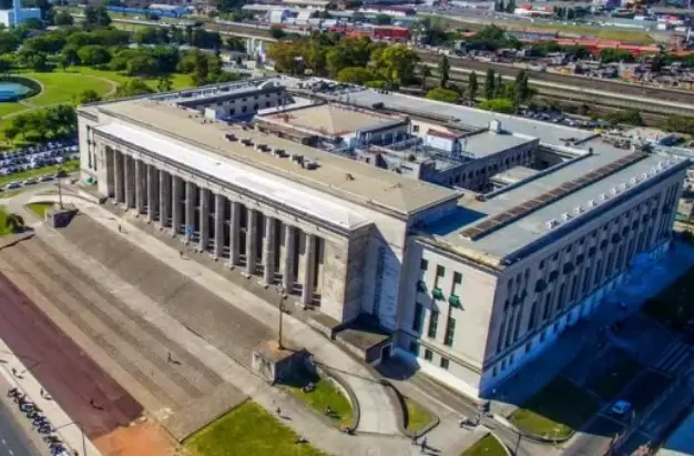 La Universidad de Buenos Aires, una de las ocho mejores instituciones de educaci�n superior de Latinoam�rica.