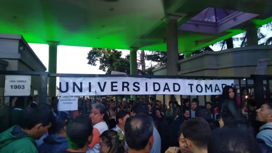 Toma de facultades