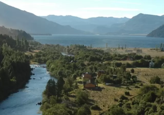 La Villa Lago Meliquina se encuentra a unos 40 kil�metros de San Mart�n de los Andes.