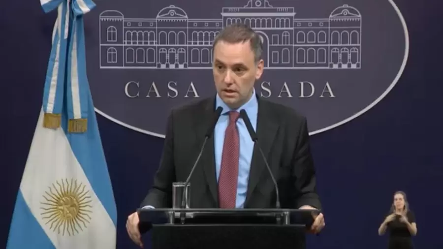 Manuel Adorni