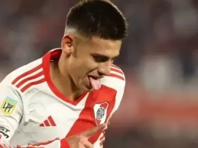 Echeverry podr�a seguir un tiempo m�s en River. �Se dar�?