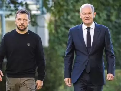 Zelenski junto a Olaf Sholz/