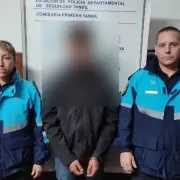 Una mujer fue asesinada en un hotel alojamiento y detuvieron a su pareja cuando intentaba huir