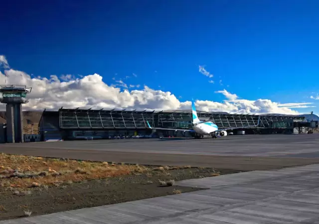 Aeropuerto de El Calafate, Santa Cruz
