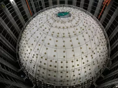 Avances en f�sica: el gigante detector de neutrinos de China