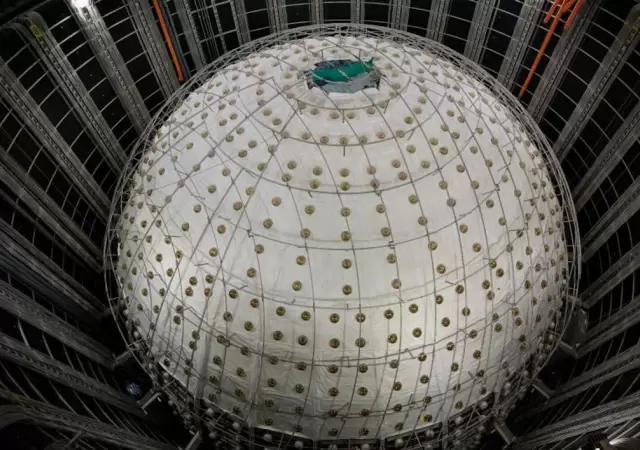 Avances en f�sica: el gigante detector de neutrinos de China