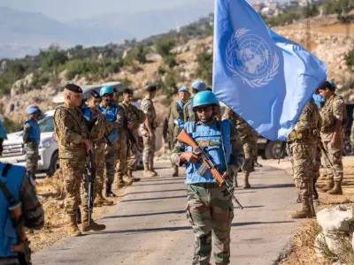 Una base de los Cascos Azules de la ONU fue atacada por Israel.