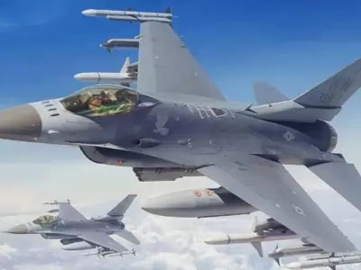 Un F-16C Fighting Falcon de la Fuerza A�rea de los Estados Unidos.