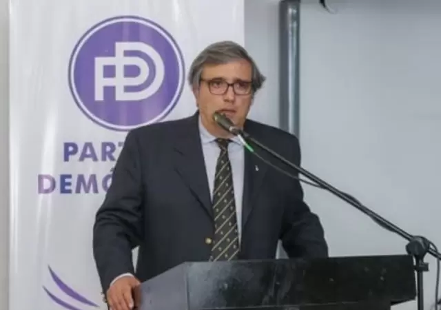 Senador Armando Maistretti, presidente del Partido Dem�crata