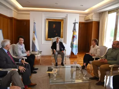 Reuni�n con Ontario Inc. en Casa de Gobierno de Mendoza
