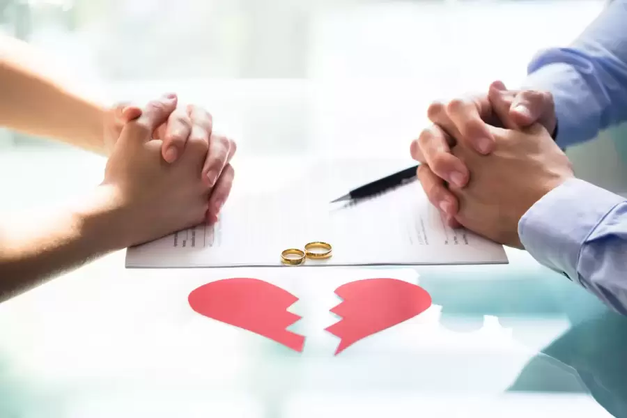 "Cuando uno inicia un proceso de divorcio, no est� solamente el divorcio en s�, sino las consecuencias que trae" (Sergio Molina)