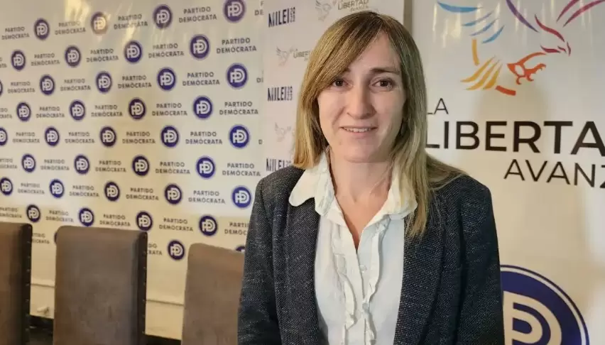 Mercedes Llano hizo hincapi� en que, "la universidad p�blica no es propiedad de ning�n partido".