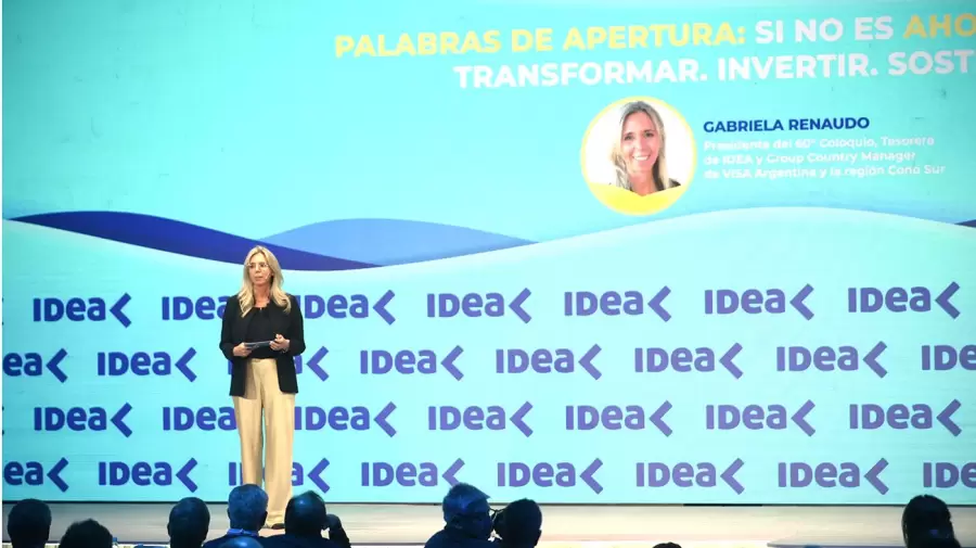 "Si queremos un futuro diferente para este pa�s hay que salir a la cancha y jugar distinto" (Gabriela Renaudo)