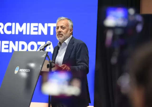 Cornejo anuncia inversi�n hist�rica en infraestructura para el Sur de Mendoza
