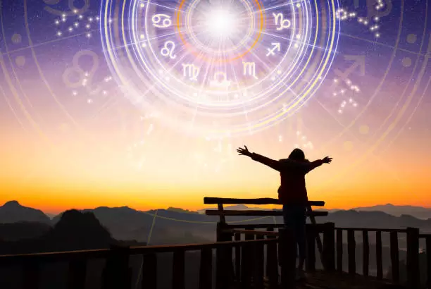 La astrología es muy importante para muchas personas.