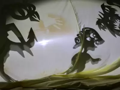 'Distop�a': el teatro de sombras estrena una incre�ble historia sobre el valor del agua