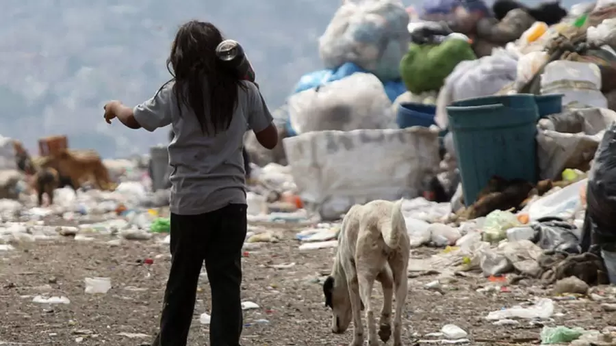 "M�s de la mitad de los ni�os, ni�as y adolescentes viven en situaci�n de pobreza, y el 16,2% se encuentra en la indigencia"