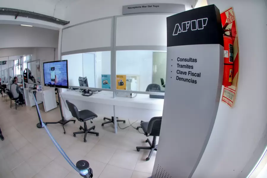 Se dispuso la desvinculaci�n de 3.155 empleados que ingresaron irregularmente a la AFIP durante el �ltimo gobierno kirchnerista.