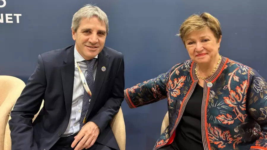 Encuentro Luis CAputo con Kristalina Georgieva
