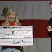 Elon Musk sortea US$1.000.000 al d�a a votantes republicanos registrados: �es legal?