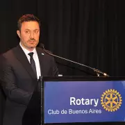 Una nueva encuesta lo pone a Petri líder en intención de voto