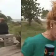 Inc�modo momento en un m�vil de TV: "Tom�telas, estamos de trampa"