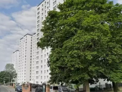 Una mujer embarazada muri� al caer desde un piso 17, pero su beb� sobrevivi�