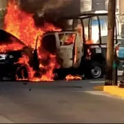 Bombazo sacude Guanajuato: coche explota frente a una comisar�a