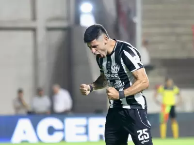 Gran momento del equipo santiague�o.