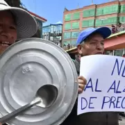 Empresarios advierten que Bolivia est� "al borde del colapso"