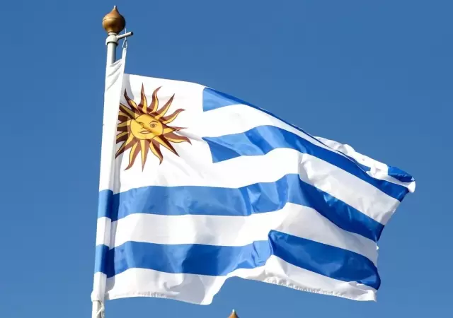 Los uruguayos se preparan para pasar por las urnas.