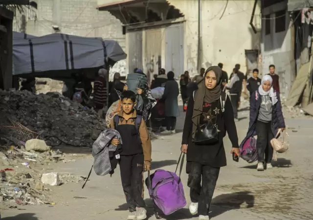 Refugiados en el campamento de Jabalia, en el norte de la Franja de Gaza. (Foto: Xinhua/Mahmoud Zaki/NA)