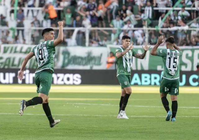 El Taladro volvi� al triunfo ante la Academia