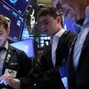 Afirman que la baja del riesgo pa�s no sirve para atraer inversiones
