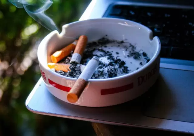 Argentina tiene como meta ingresar a la OCDE y un informe pide m�s presi�n impositiva sobre este nocivo consumo. �Aumentar�n los cigarrillos?