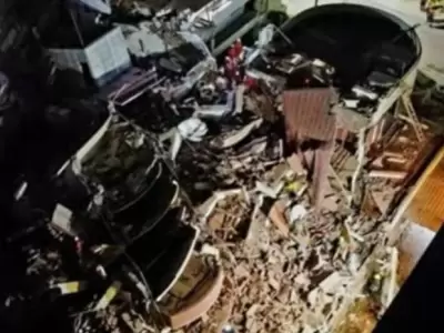 Una parte del edificio de diez pisos del Apart Hotel Dubrovnik se derrumb� este martes por la madrugada.