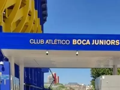 La Bombonera fue allanada este martes por carnets truchos.