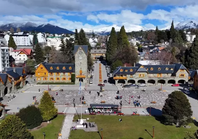Centro C�vico de Bariloche.
