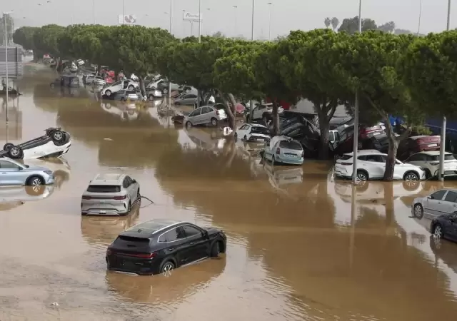 El paso de la DANA dej� rutas colapsadas, personas por rescatar e enormes da�os materiales.