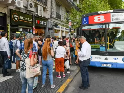 La UTA llega a un acuerdo con el Gobierno y garantiza el servicio de colectivos