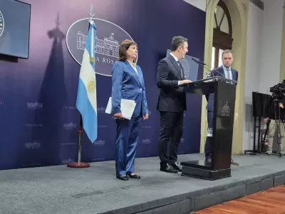 Interceptan avi�n con media tonelada de coca�na en megaoperativo por tierra y aire