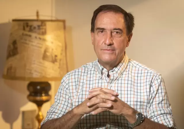 El exgobernador radical no se guard� nada sobre Milei, aunque tambi�n puso el ojo en las falencias de su partido y de la clase pol�tica en general.