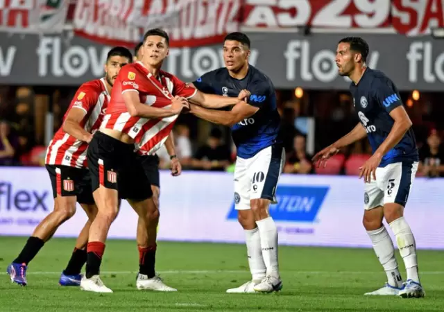 Un partido disputado en La Plata