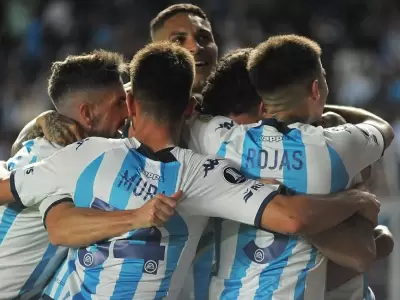 Todos los abrazos para Juanfer Quintero