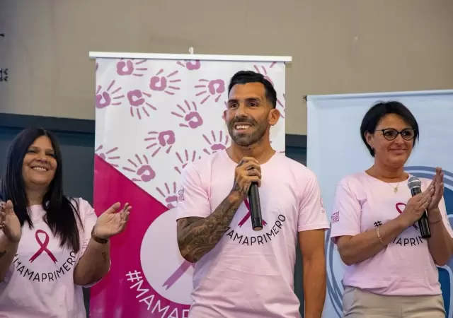 El exfutbolista puso a disposici�n su fundaci�n para ayudar a las mujeres  de Mendoza.