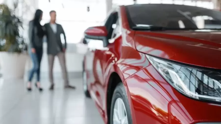 Si se toma en cuenta el dólar oficial, equivale a un coche 0km de 42.500 dólares, mientras que al valor del blue llegaría a unos 34.700.