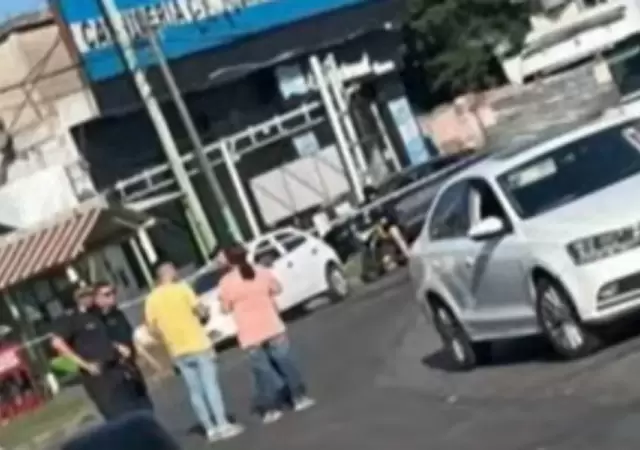 La locura se desat� en esta esquina en el l�mite entre los partidos bonaerenses de Hurlingham e Ituzaing�.