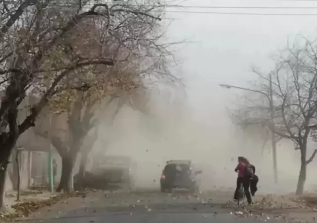 Suspensi�n de clases en Mendoza por viento Zonda: detalles y localidades