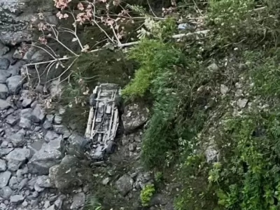 Tragedia en Ecuador: 10 v�ctimas mortales tras caer una camioneta por un abismo