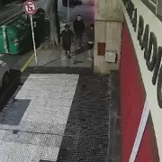 Ataque a la UCR: un nuevo video muestra c�mo ingresaron al edificio